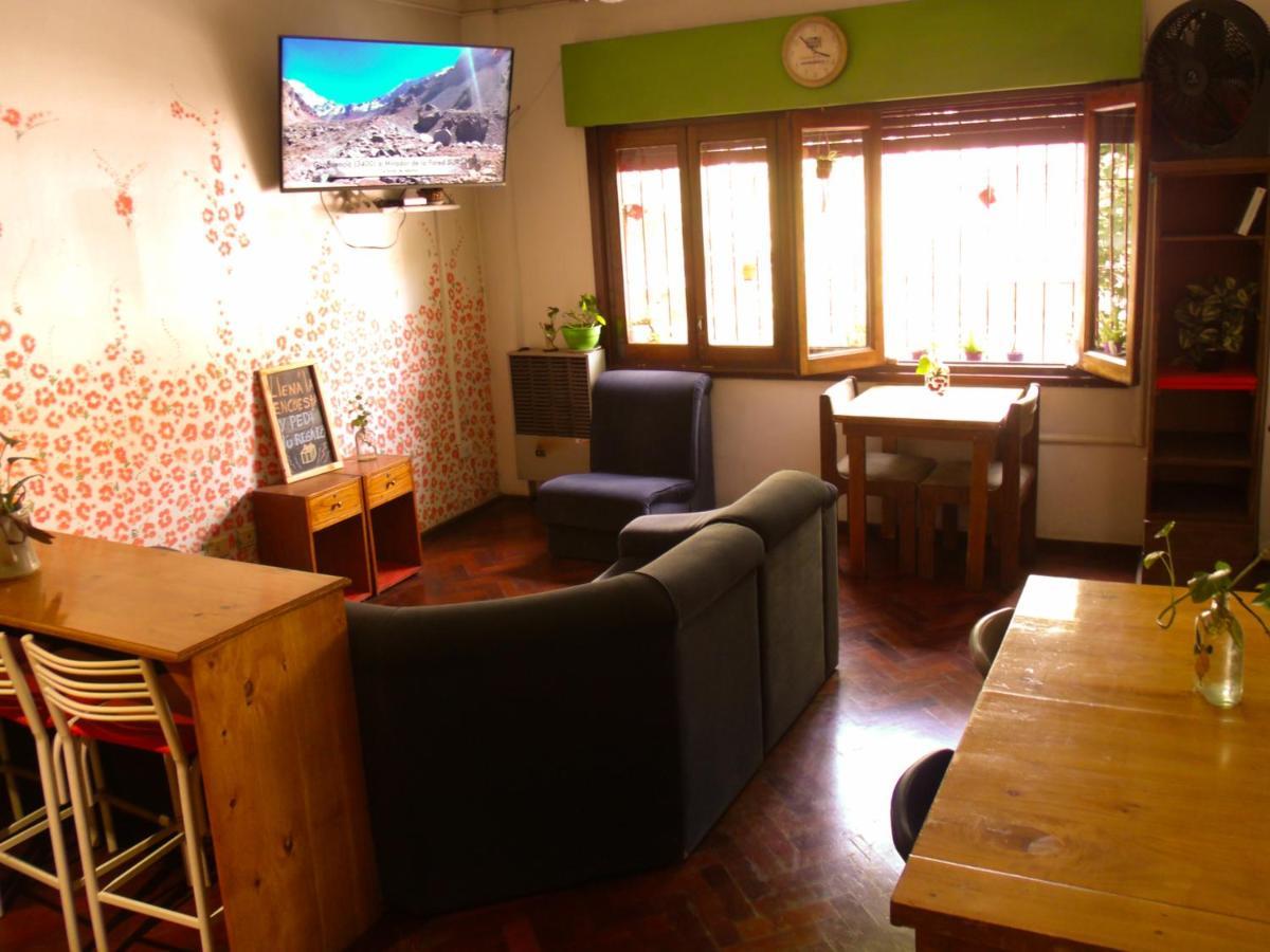 Hostal Confluencia Mendoza Exterior photo
